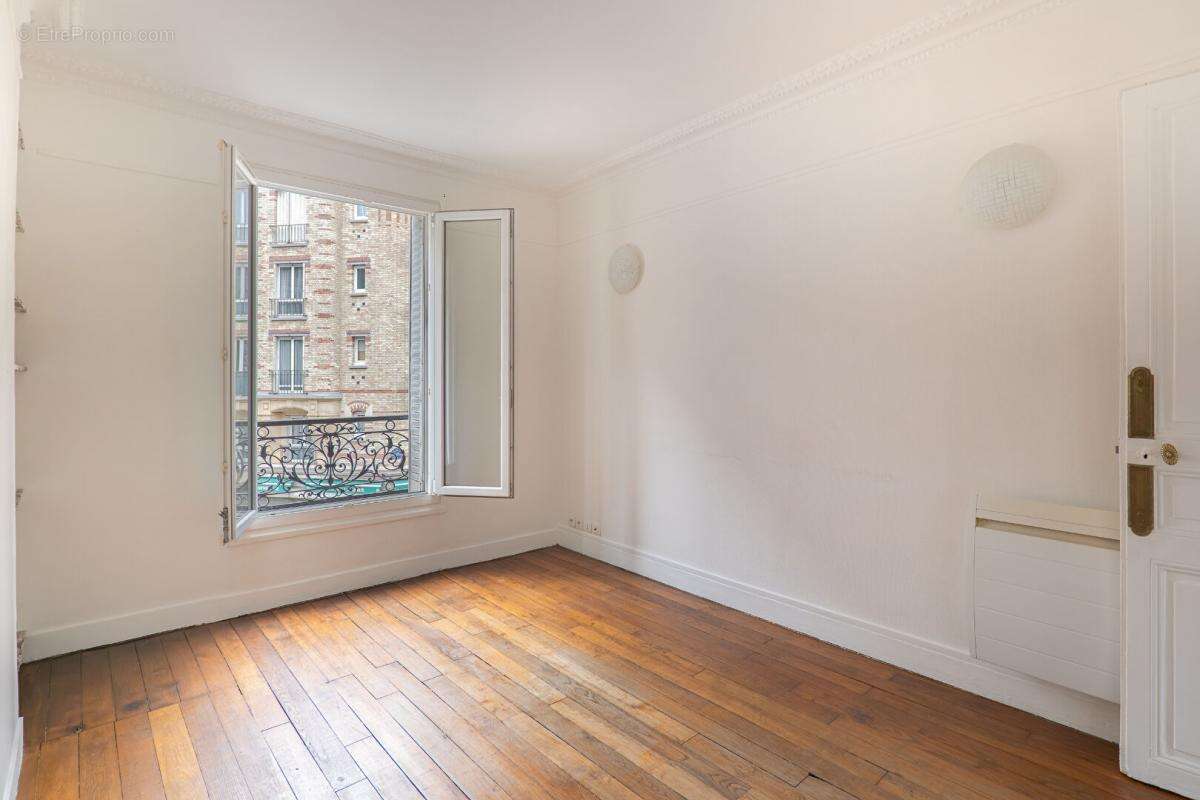 Appartement à MONTROUGE