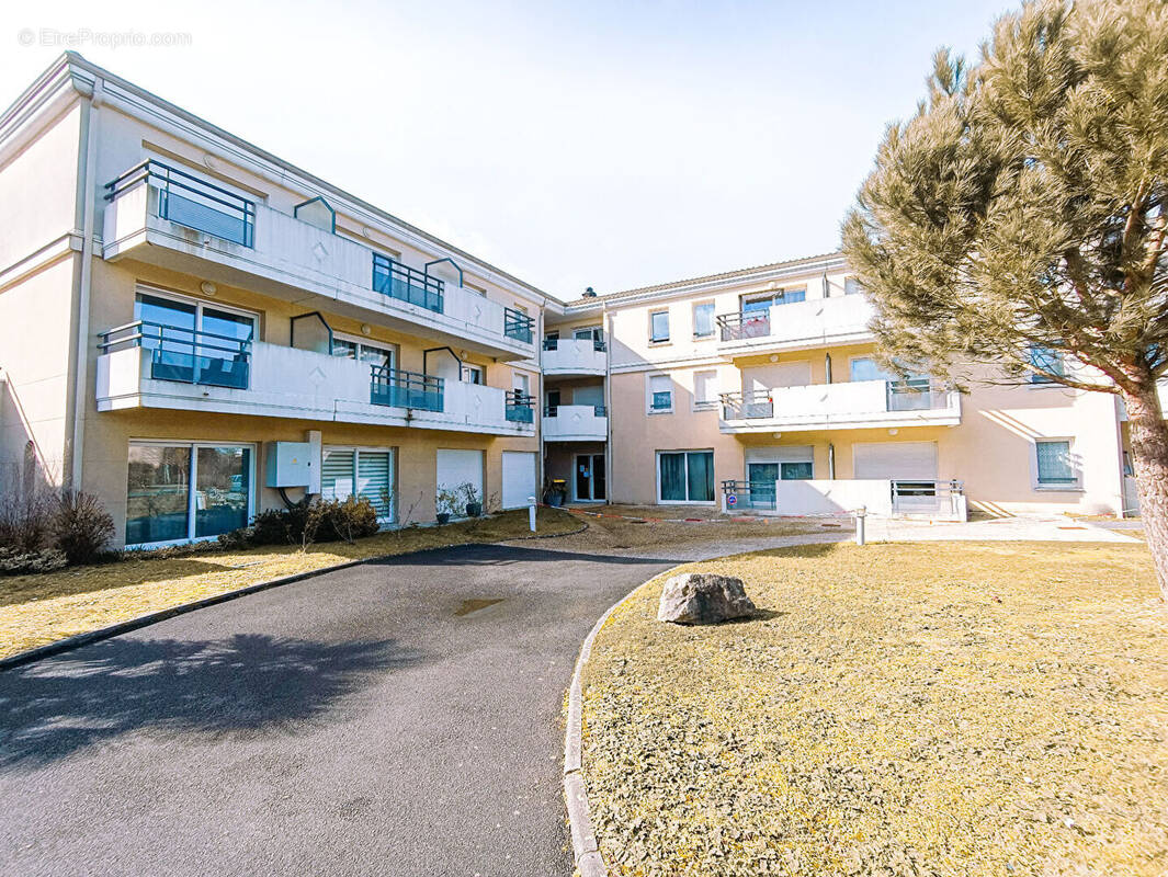 Appartement à CHATEAUBERNARD