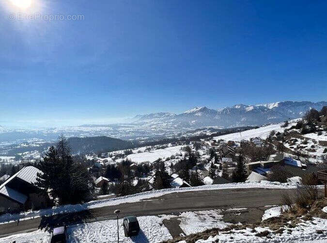 Appartement à SAINT-MICHEL-DE-CHAILLOL