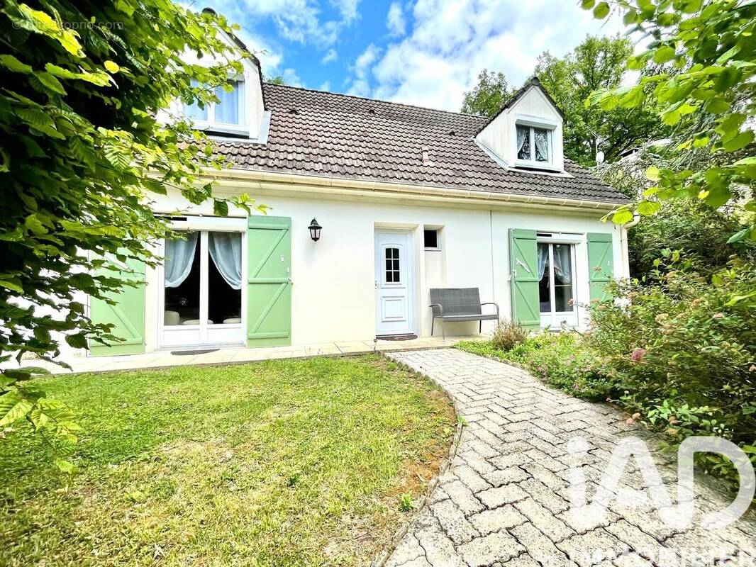 Photo 1 - Maison à LE CHATELET-EN-BRIE