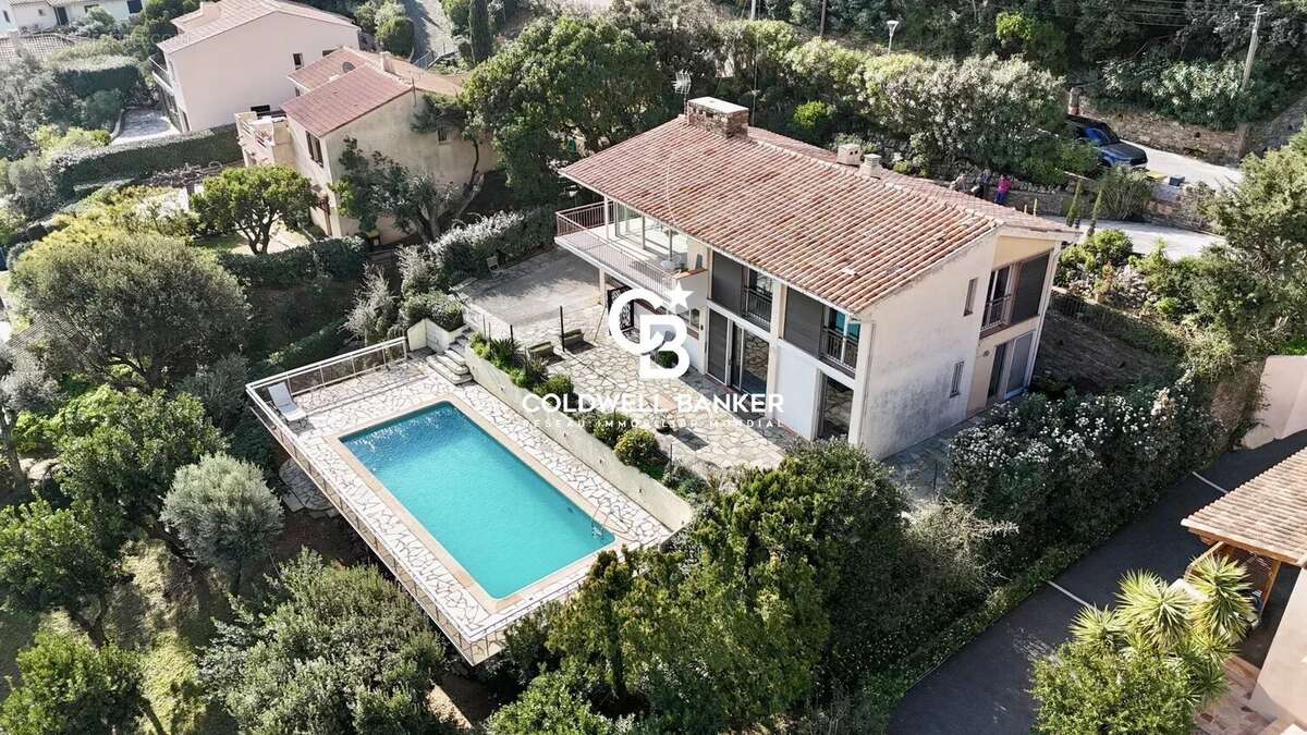 Maison à CAVALAIRE-SUR-MER