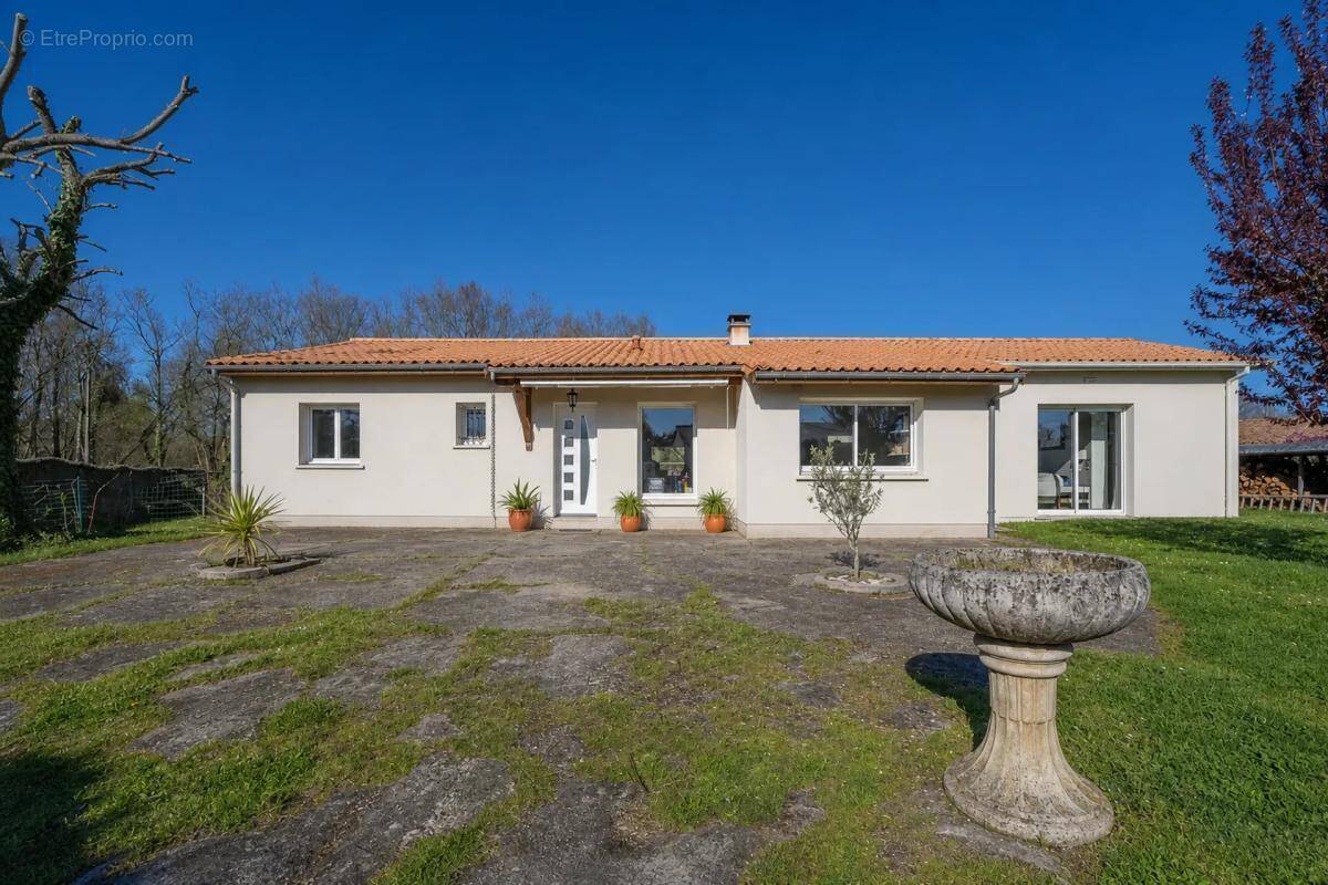 Maison à GAURIAGUET