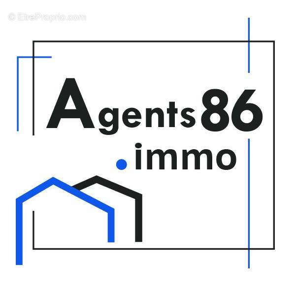 Terrain à NOUAILLE-MAUPERTUIS