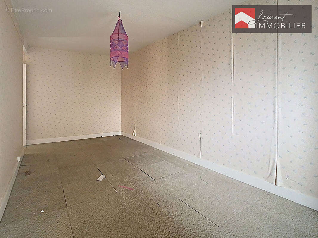 Maison à PONT-DE-VAUX