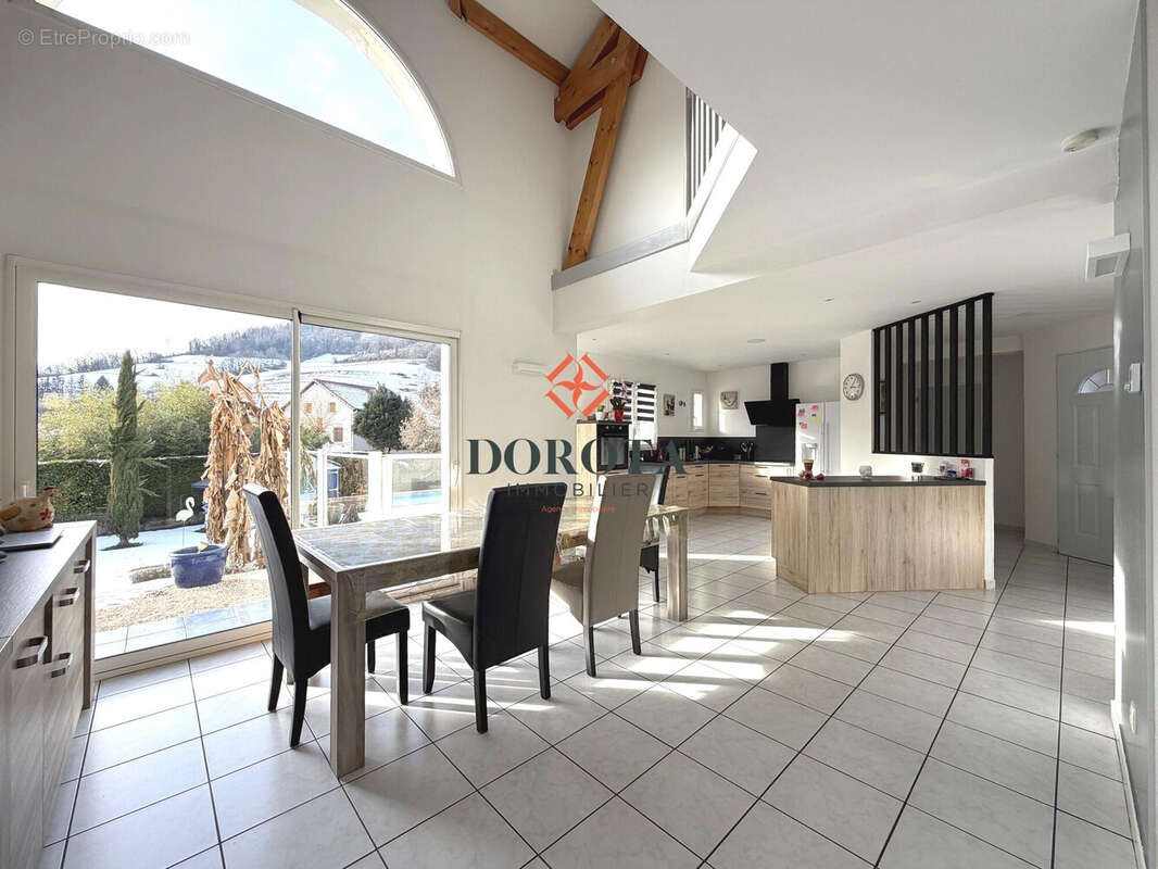 Maison à SAINT-PIERRE-D'ALLEVARD