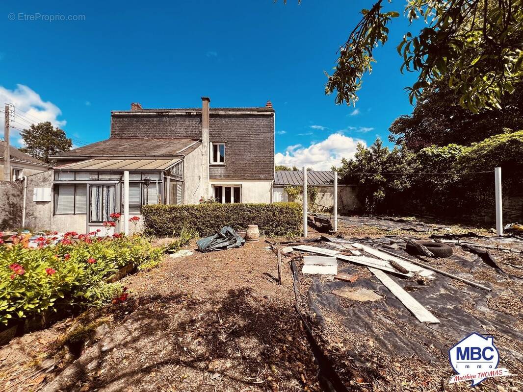 Maison à BEAUSSE