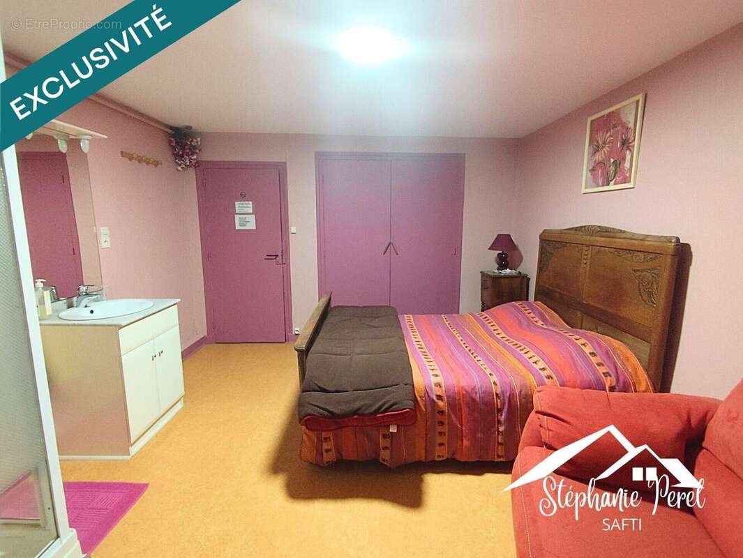 Photo 9 - Commerce à SAINT-MERD-LES-OUSSINES