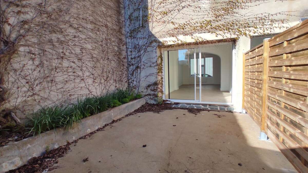 Appartement à NOZAY