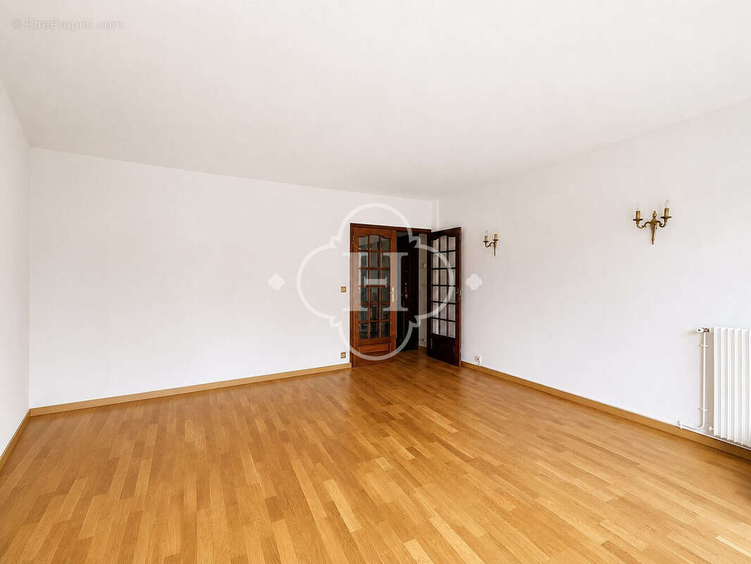 Appartement 90 m² à Le Pecq  - photo 3
