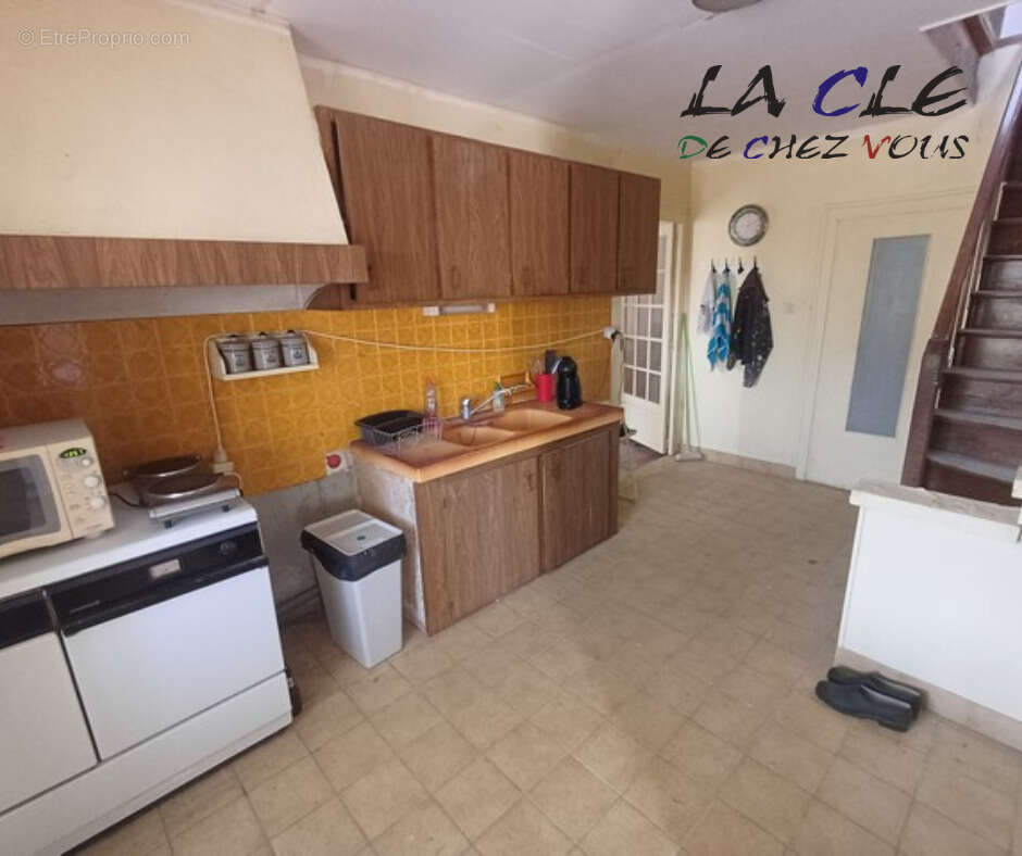 Maison à SAINT-LAURS