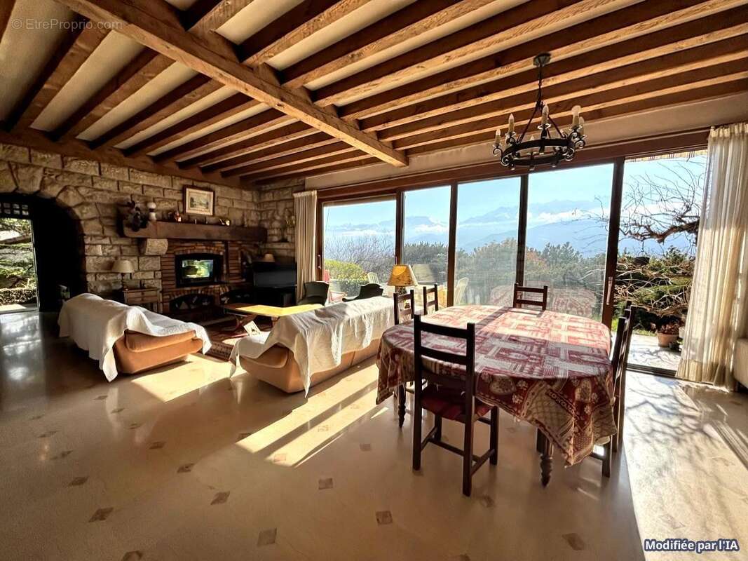 Maison à SAINT-ISMIER