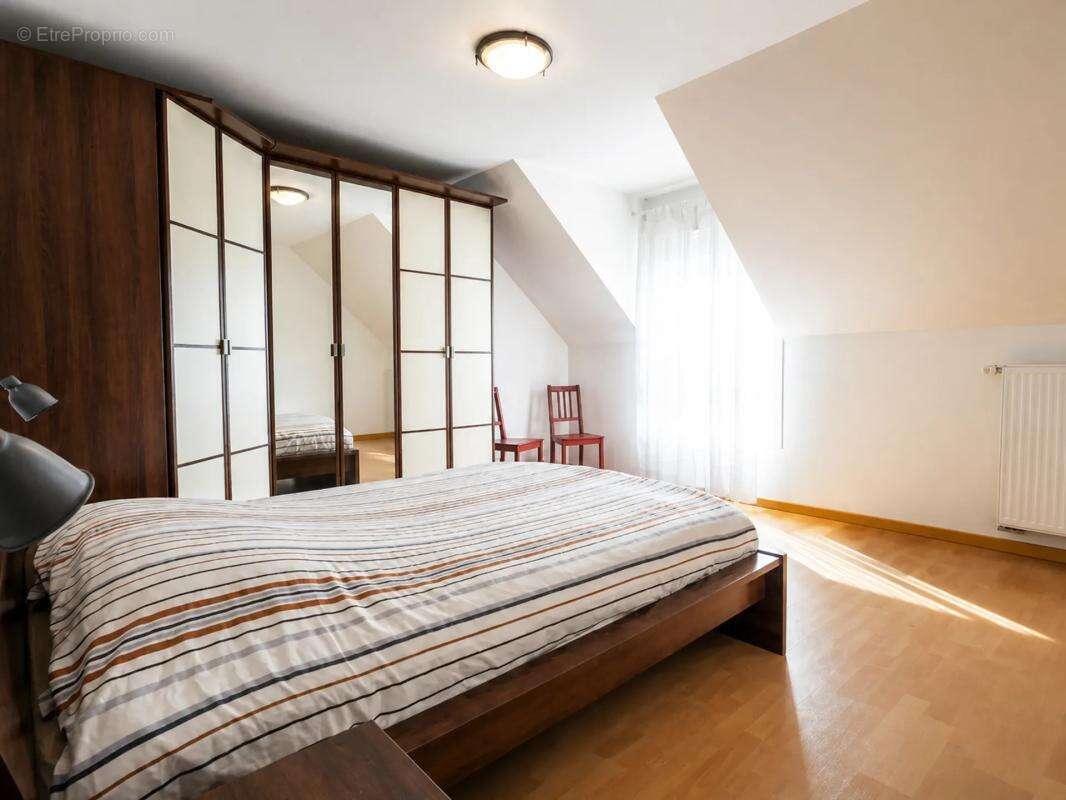 Maison de 5 pièces de 112 m² à Yutz - photo 4