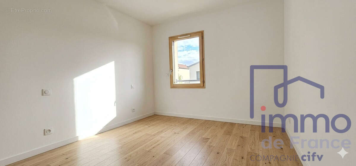 Maison 112 m² à Saint-Bonnet-Les-Oules  - photo 6
