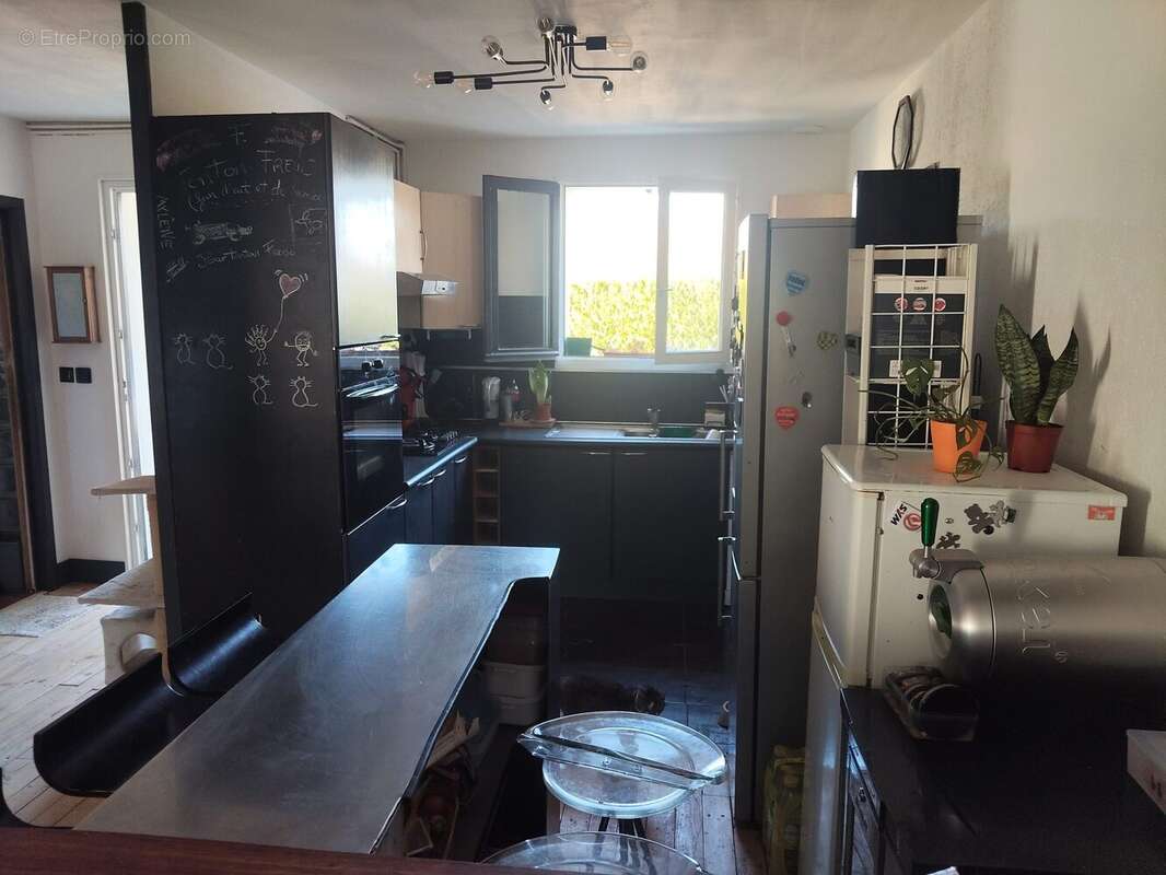 Maison à GILLES