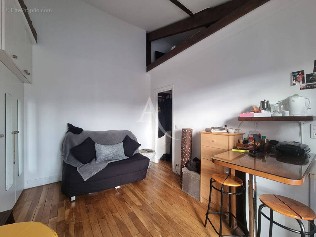 Appartement à PARIS-11E