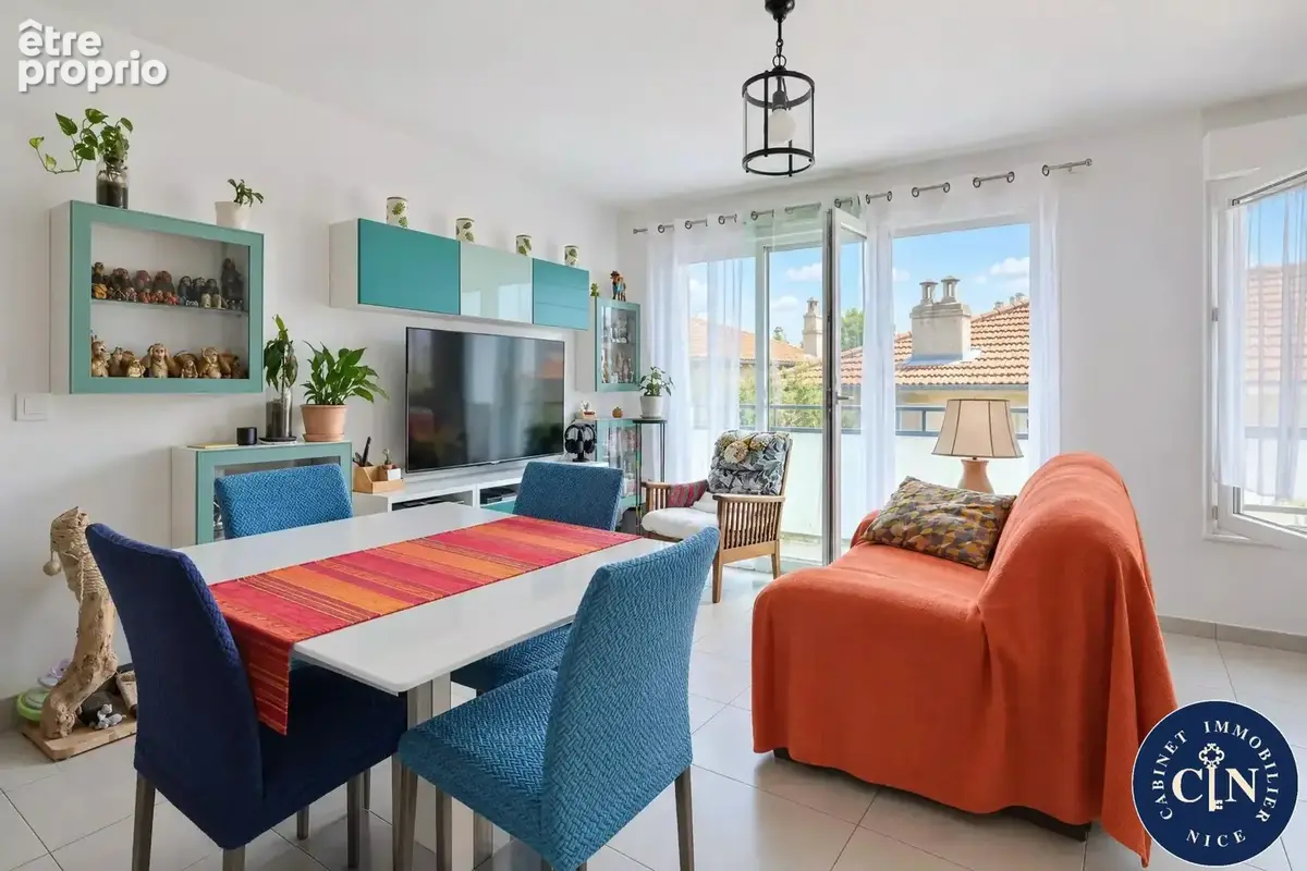 Appartement 4 pièces 76 m² à vendre à Nice (06000) - photo 2