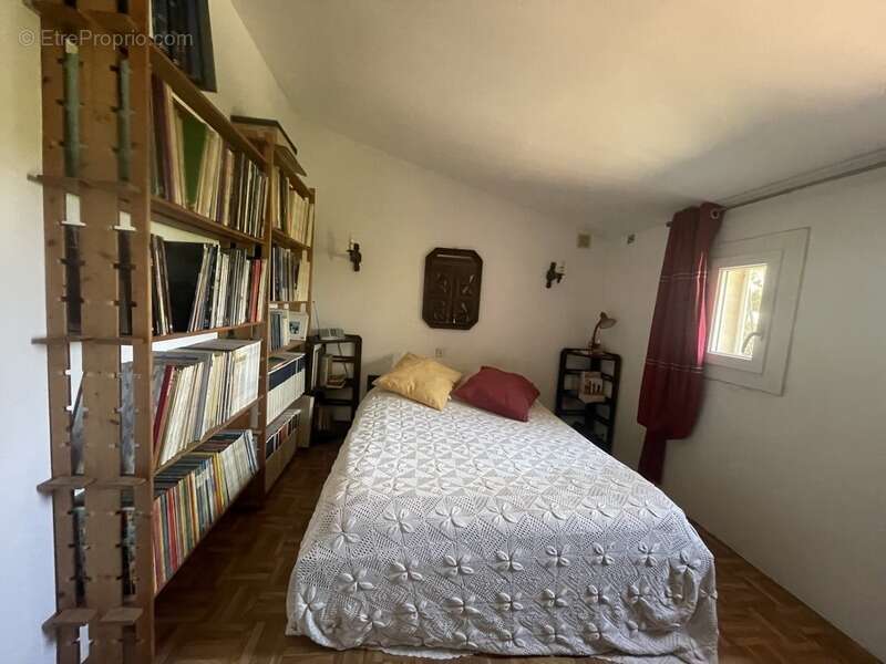 Maison en pierre de caractère au Sambuc – 3 chambres, terrasse et charme authentique en Camargue - photo 11