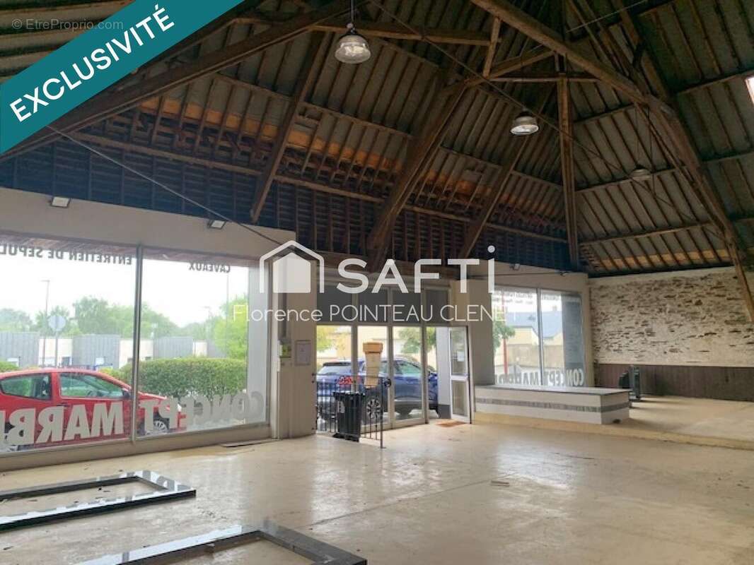 Photo 4 - Commerce à CANDE