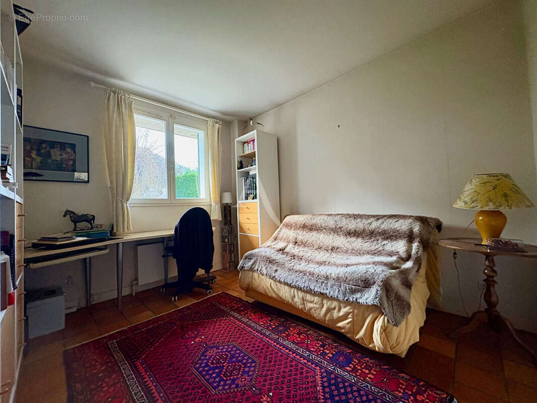 Maison à GIF-SUR-YVETTE