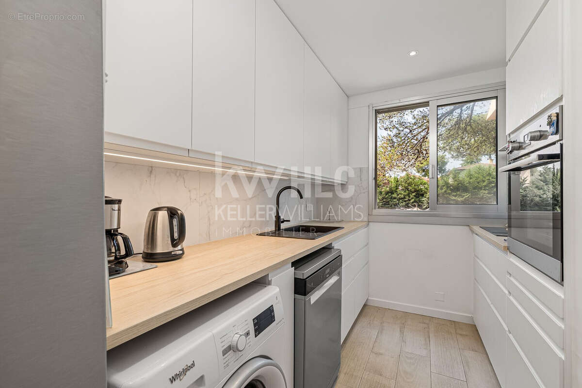 Appartement 65 m² à Le Cannet  - photo 4