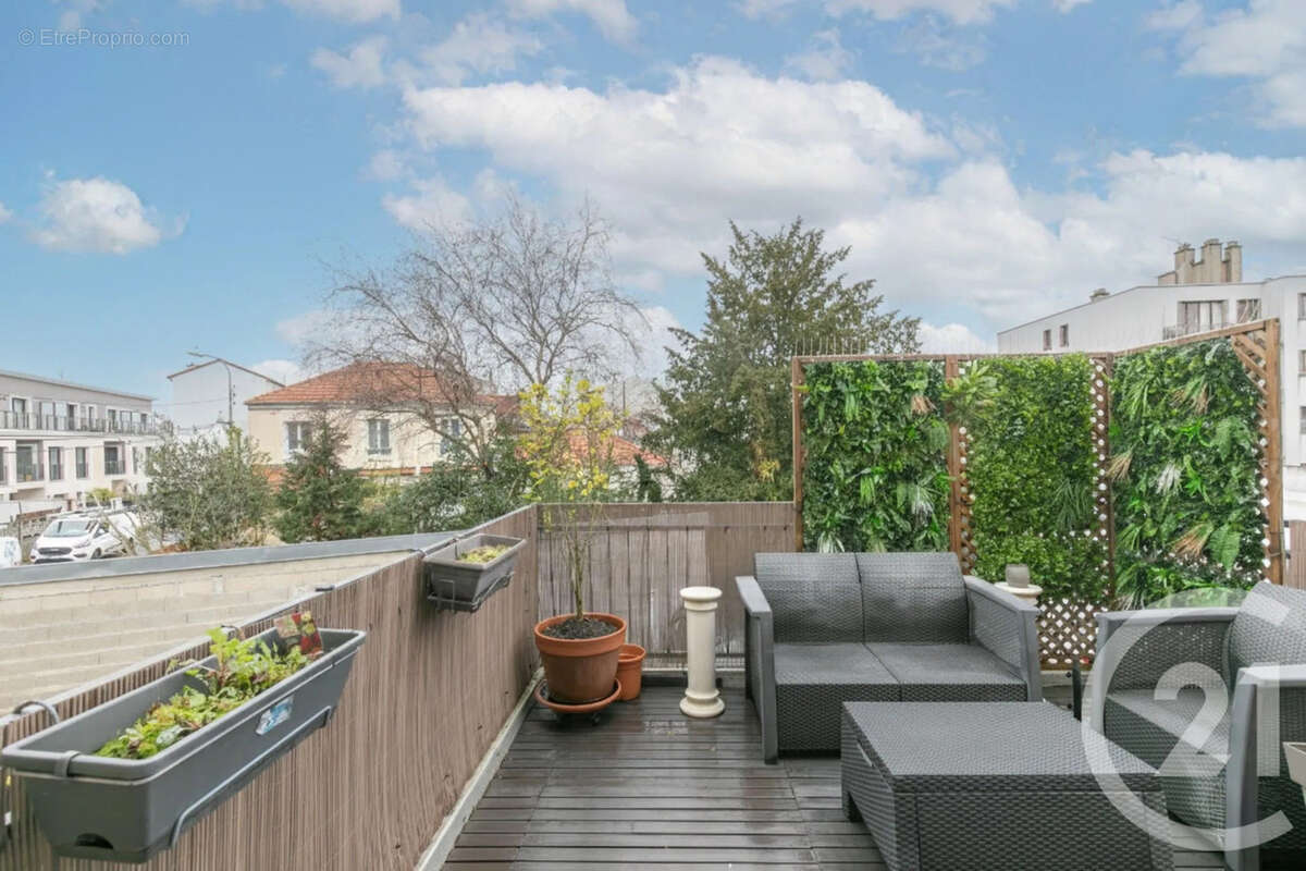 Appartement à SAINT-MAUR-DES-FOSSES