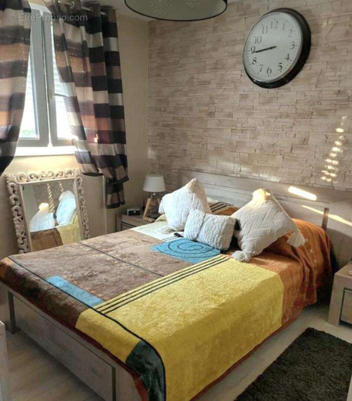 Maison  4 pièce(s) 80 m2, piscine et jardin - photo 9