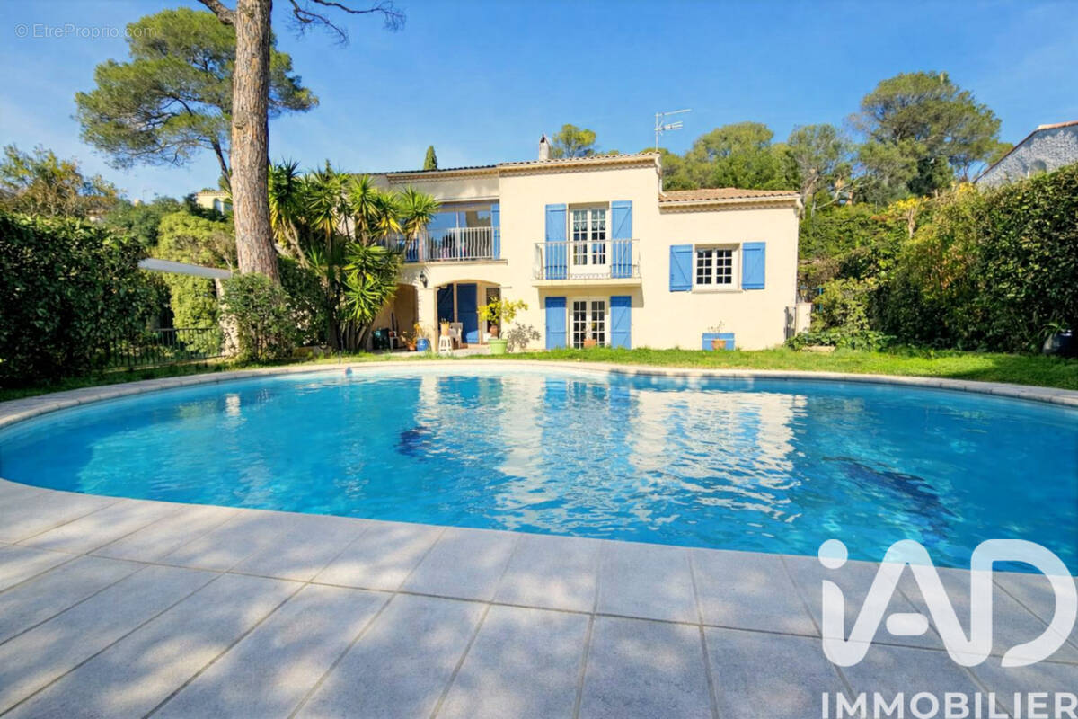 Photo 1 - Maison à FREJUS