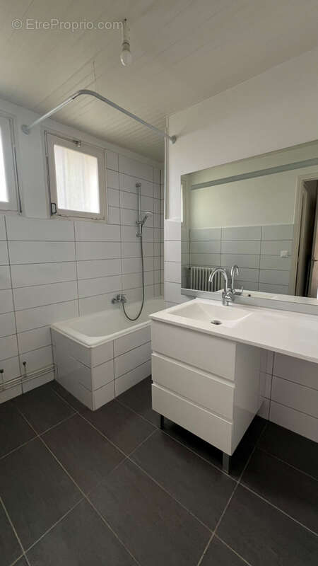 Maison à CARBON-BLANC