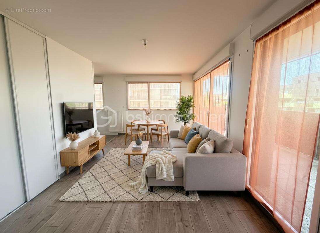 Appartement à VEZIN-LE-COQUET