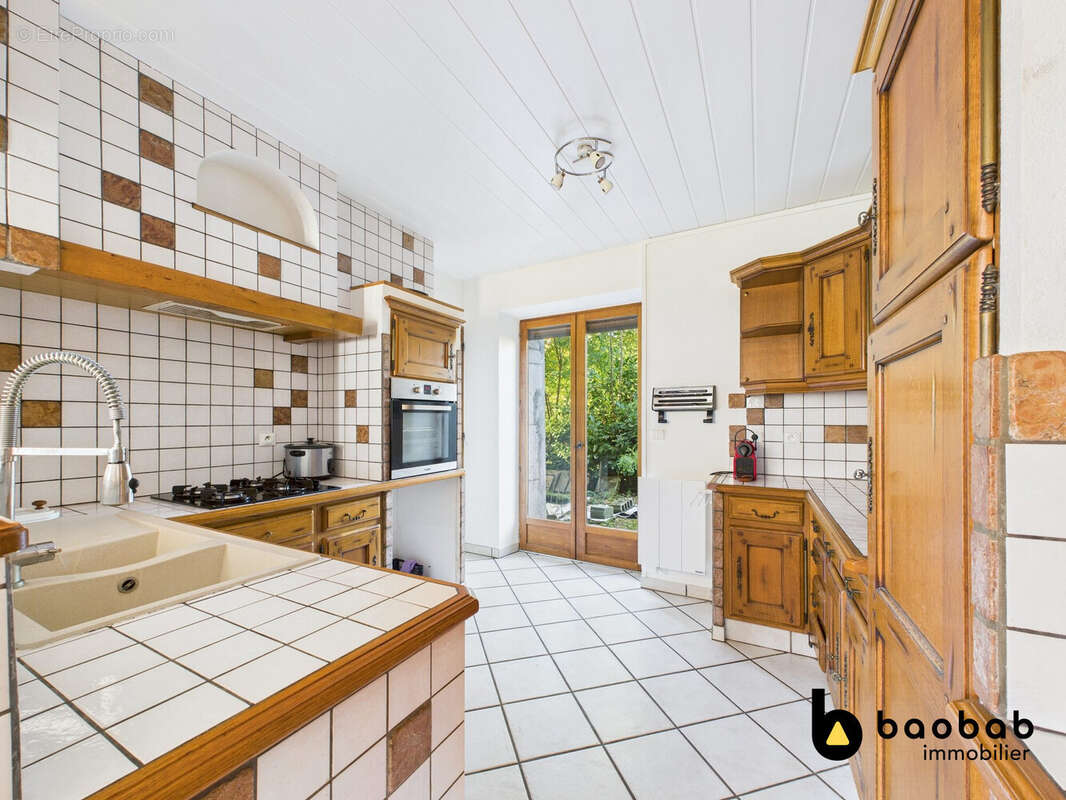 Maison à SAINT-SULPICE