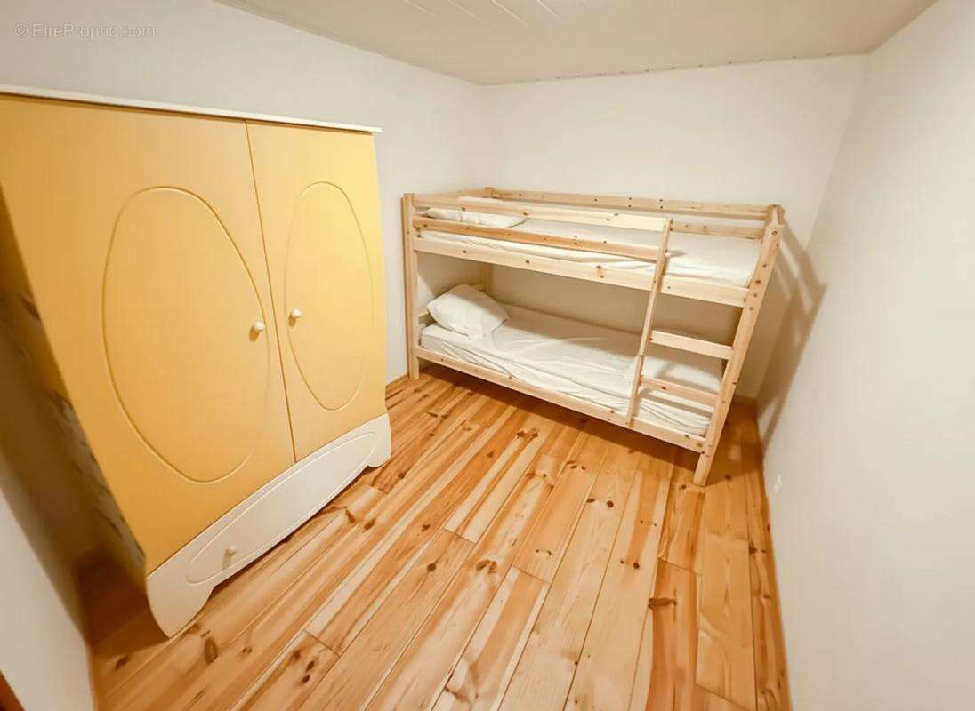 Appartement à AX-LES-THERMES