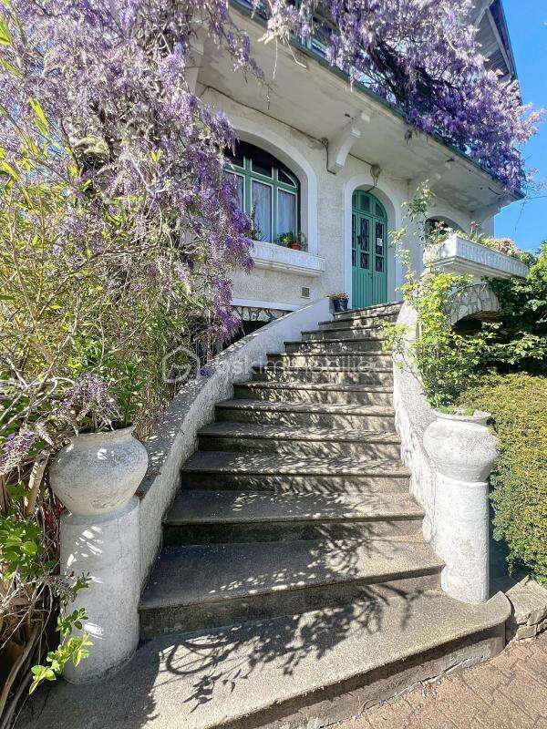 Maison à MONTIERCHAUME