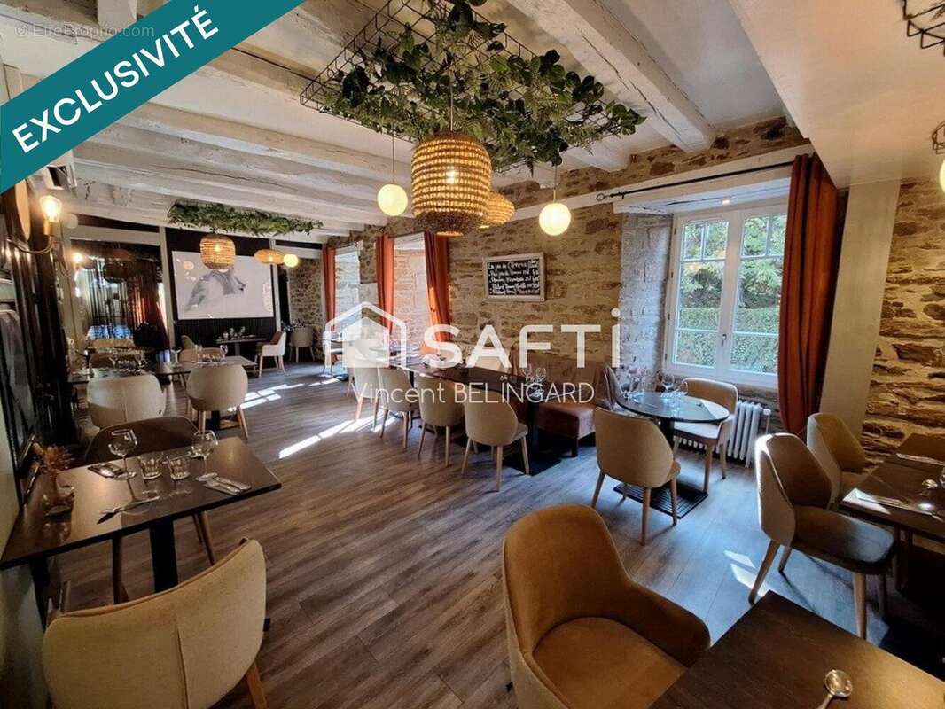 Photo 5 - Commerce à UZERCHE