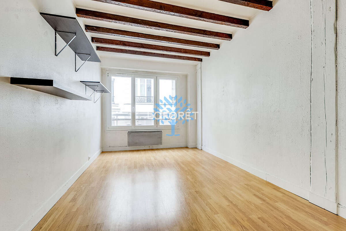 Appartement à PARIS-11E
