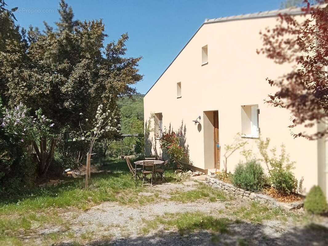 Maison à DURFORT-ET-SAINT-MARTIN-DE-SOSSENAC