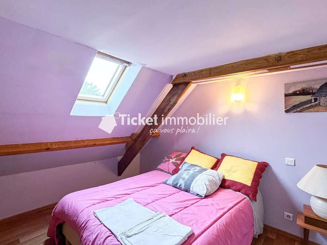 Maison à CANIAC-DU-CAUSSE