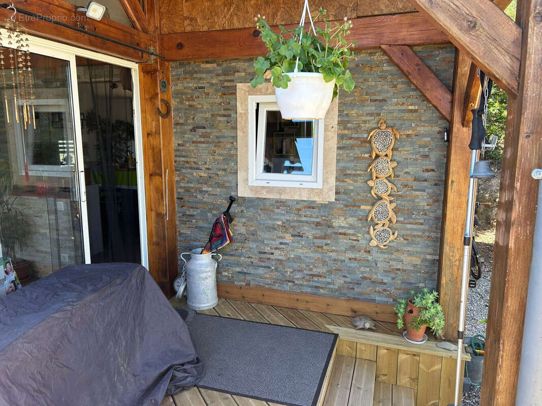 Maison à LE MUY