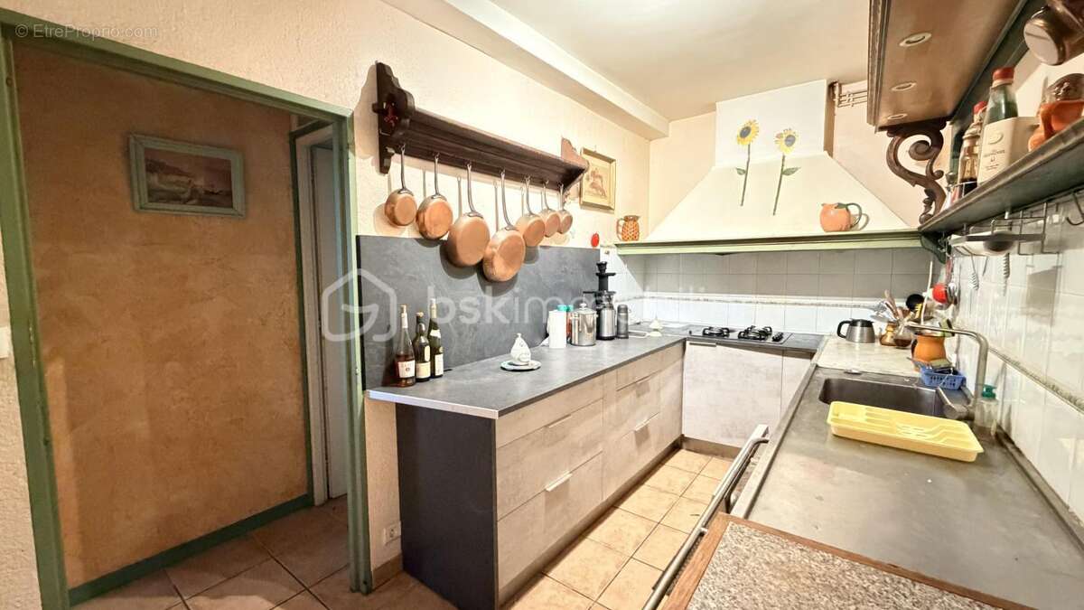 Maison - immeuble avec extèrieur - photo 5