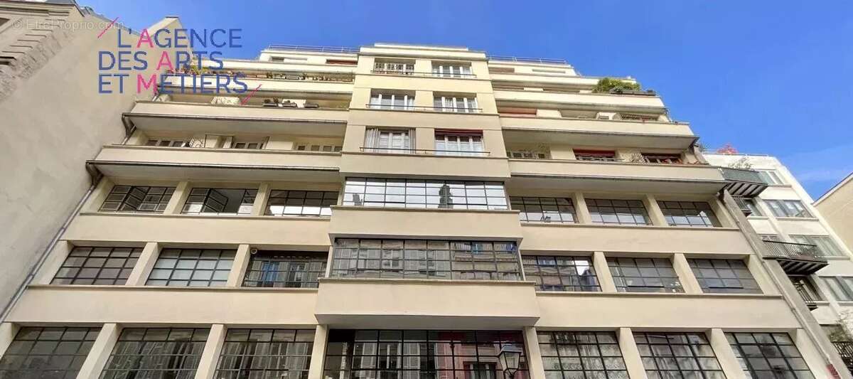 Appartement à PARIS-3E
