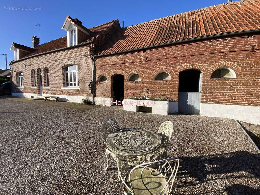 Maison à RECQUES-SUR-COURSE