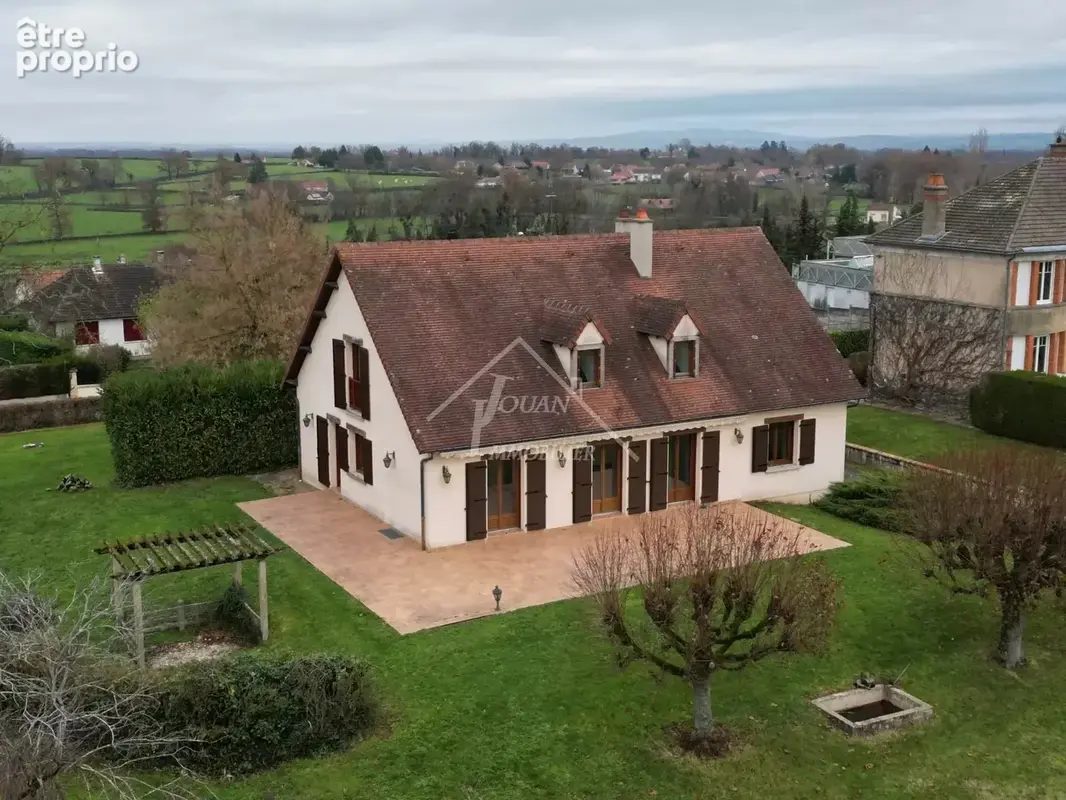 Photo Maison à Dompierre-Sur-Besbre au prix de 265 000€