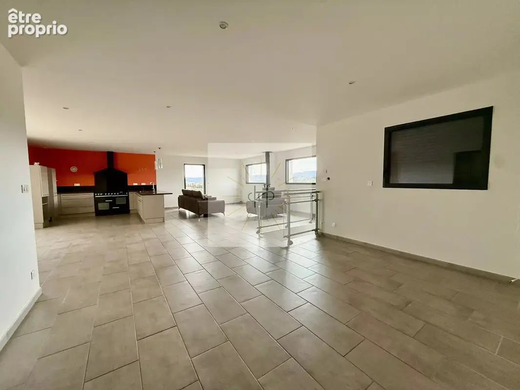 Maison 7 pièces 201 m² à vendre à Montelimar (26200) - photo 4
