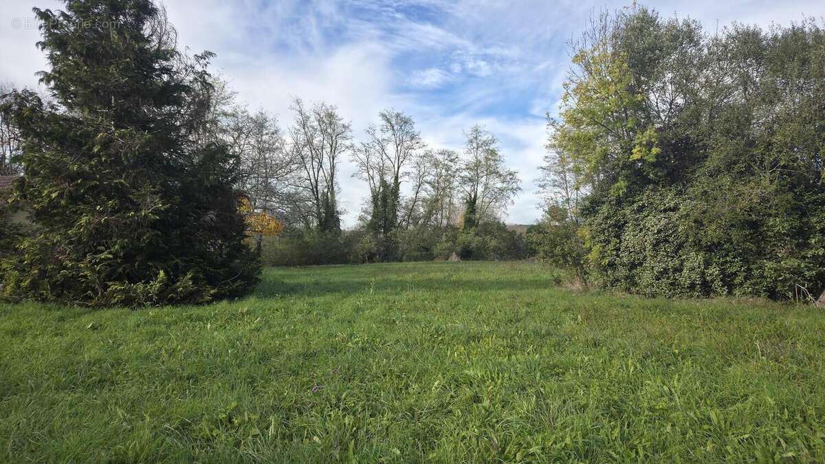 1000021828 - Maison à SIORAC-EN-PERIGORD