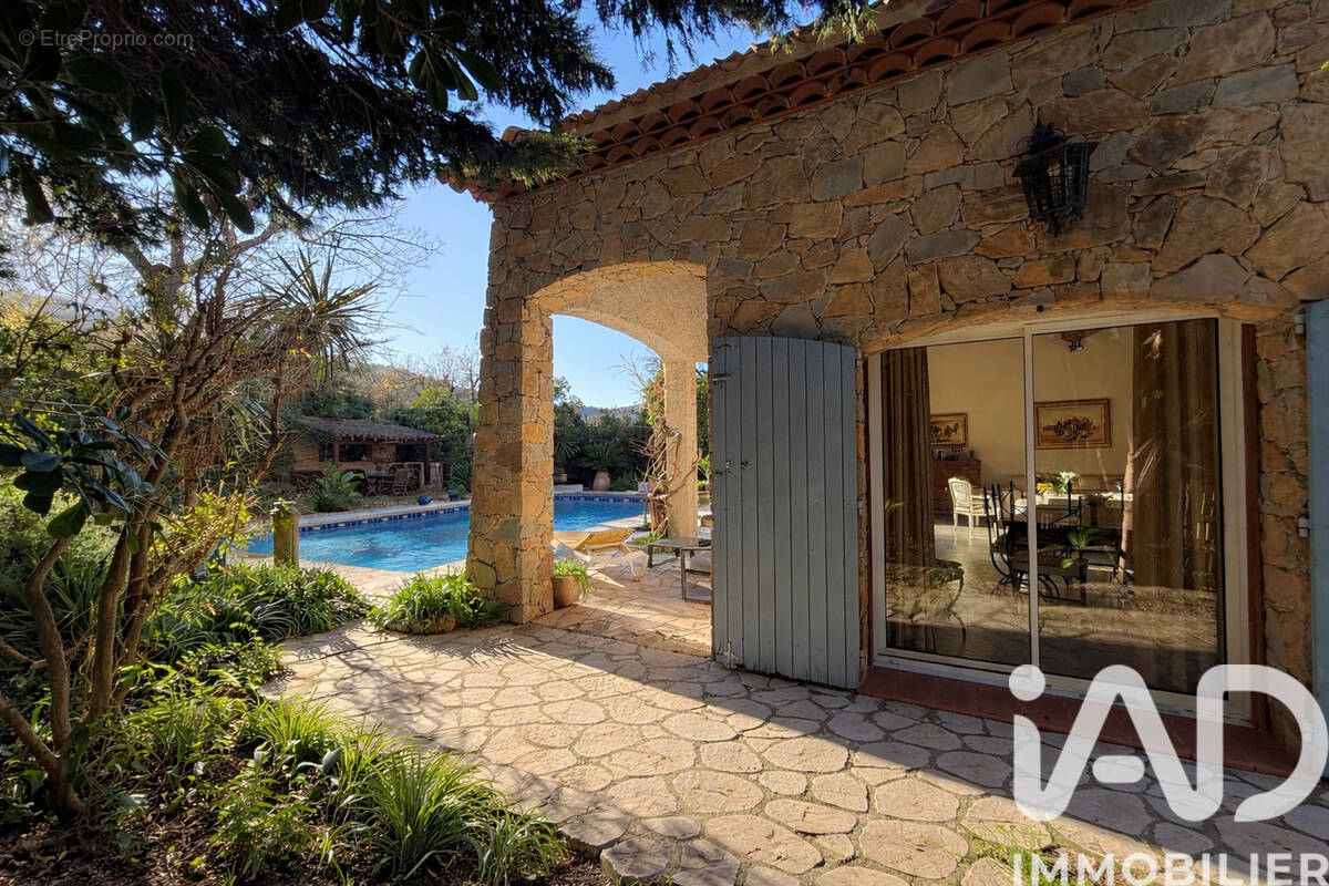 Photo 1 - Maison à HYERES