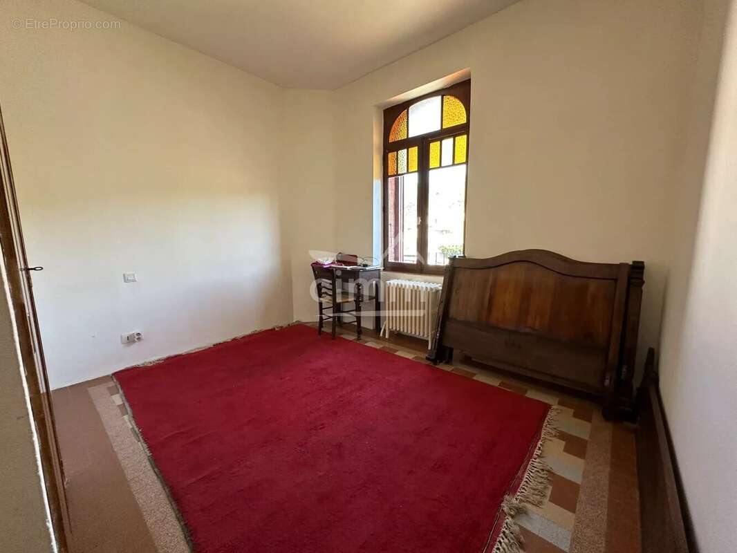Maison à MALIJAI