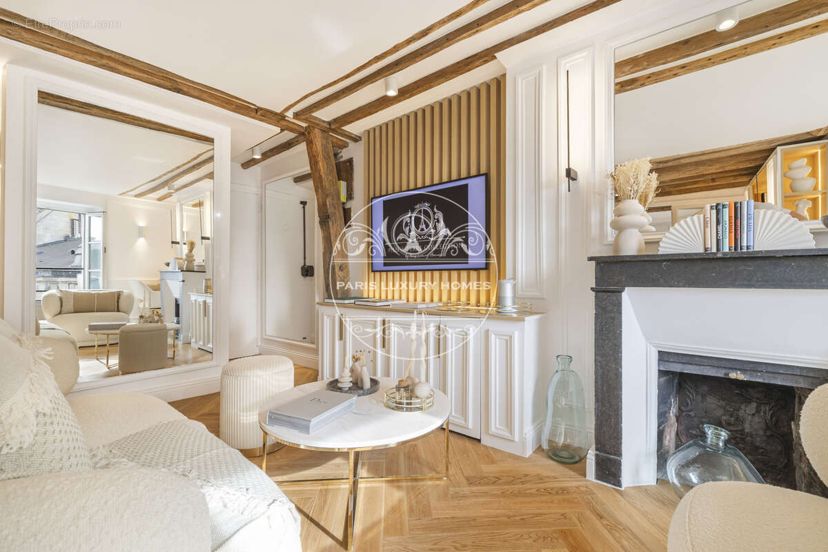 Appartement à PARIS-6E