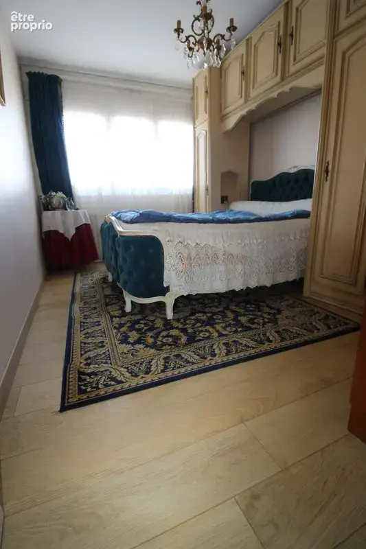 Appartement avec ASCENCEUR à vendre avec 3 CHAMBRES et 5 pièces LA ROCHE SUR YON (85) - photo 19