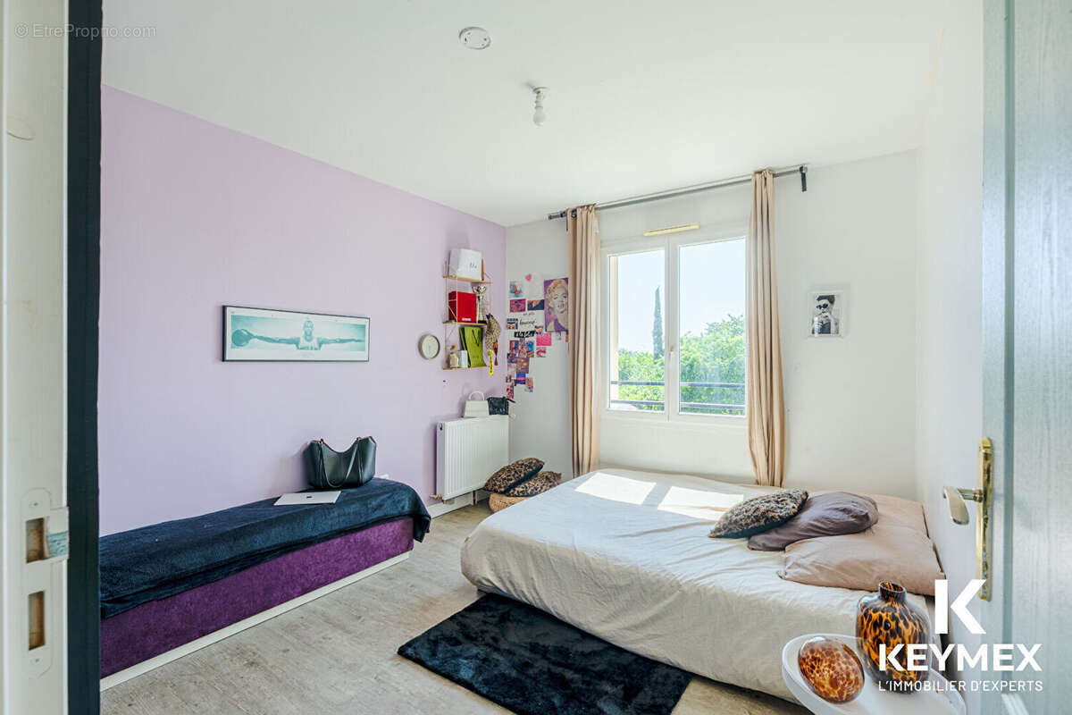 Osny 95520 Maison récente de 2015,de 105M² ,6 piéces ,4 chambres ,garage ,346 M² de terrain - photo 15