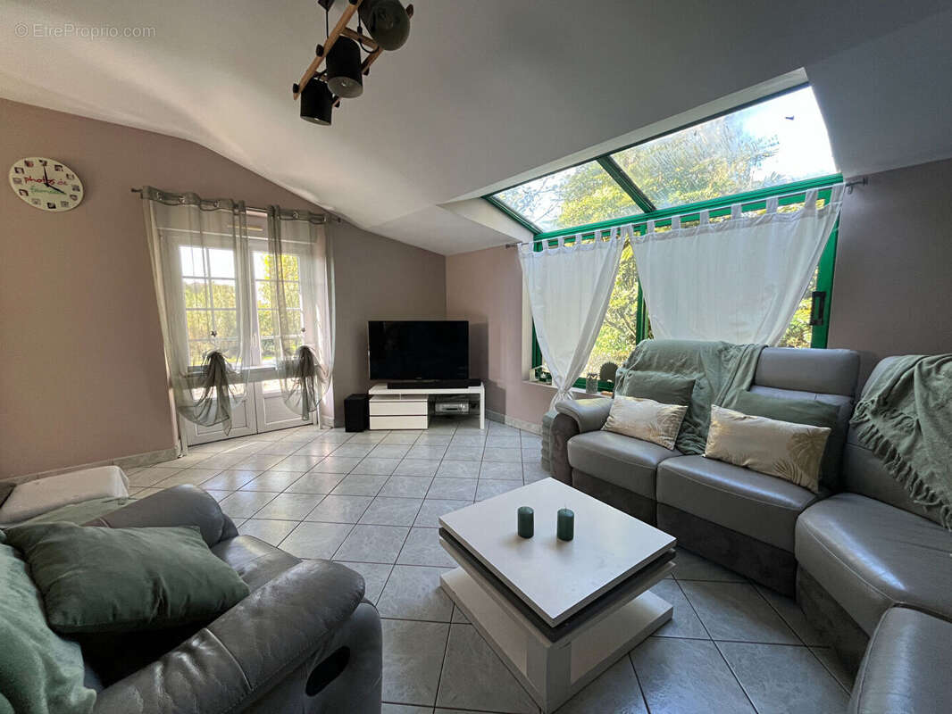Maison à MECE