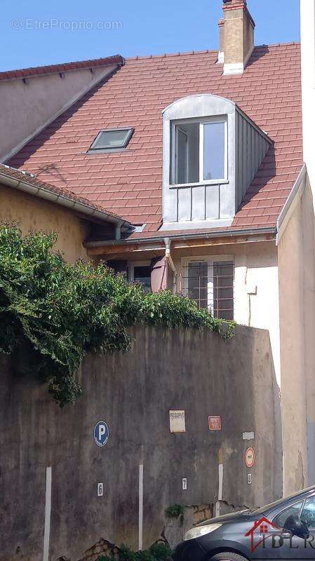 Appartement à LONS-LE-SAUNIER